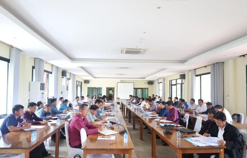 ສພຂ ຄໍາມ່ວນ ຈັດກອງປະຊຸມຕິດຕາມກວດກາການປະເມີນຜົນການຈັດຕັ້ງປະບັດ ນິຕິກຳໃຕ້ກົດໝາຍ ຂົງເຂດເສດຖະກິດ ຈໍານວນ 1 ສະບັບ 3