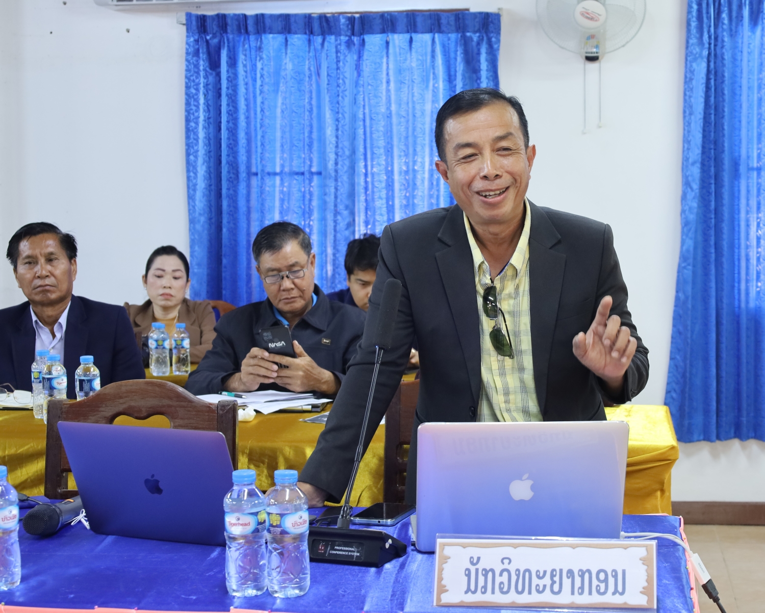 ກອງປະຊຸມຍົກສູງຂີດຄວາມສາມາດໃຫ້ແກ່ (ສສຂ) ແລະ ເສນາທິການຊ່ວຍວຽກ ສພຂ ຄຳມ່ວນ ແລະ ສພຂ ຫຼວງພະບາງ. 2