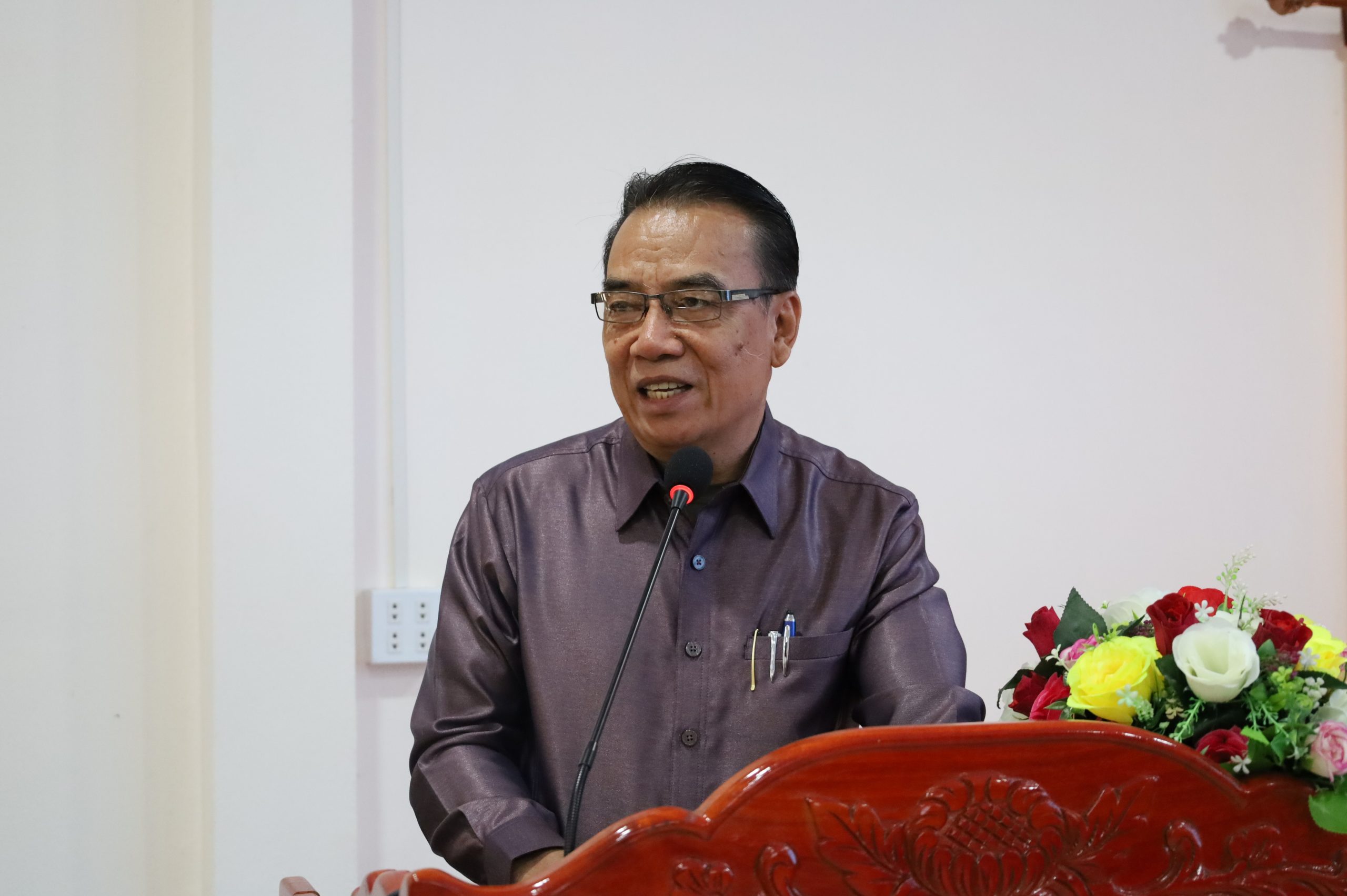 ກອງປະຊຸມສຳມະນາວຽກງານການສ້າງ, ປັບປຸງ, ໂຄສະນາເຜີຍແຜ່ກົດໝາຍ, ນິຕິກຳໃຕ້ກົດໝາຍ ແລະການປະເມີນຜົນການຈັດຕັ້ງປະຕິບັດຂໍ້ຕົກລົງ ເຈົ້າແຂວງ, ເຈົ້າຄອງນະຄອນຫຼວງ. 2